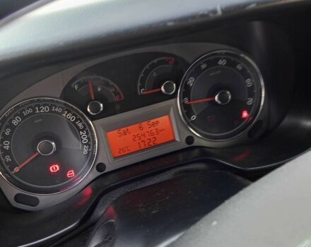 Серый Фиат Линеа, объемом двигателя 1.2 л и пробегом 254 тыс. км за 4600 $, фото 18 на Automoto.ua