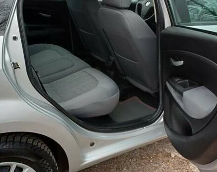 Сірий Фіат Лінеа, об'ємом двигуна 1.25 л та пробігом 53 тис. км за 7500 $, фото 9 на Automoto.ua