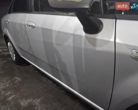 Сірий Фіат Лінеа, об'ємом двигуна 1.37 л та пробігом 113 тис. км за 6500 $, фото 10 на Automoto.ua