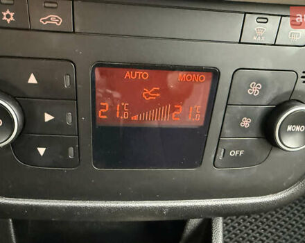 Серый Фиат Линеа, объемом двигателя 1.25 л и пробегом 121 тыс. км за 6500 $, фото 12 на Automoto.ua