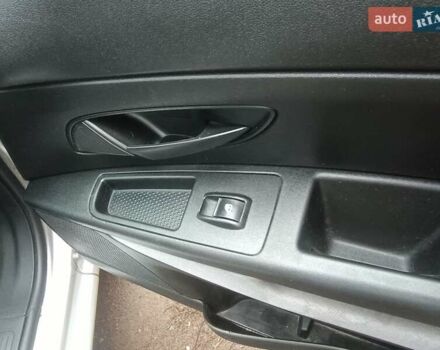 Серый Фиат Линеа, объемом двигателя 1.37 л и пробегом 180 тыс. км за 490 $, фото 21 на Automoto.ua