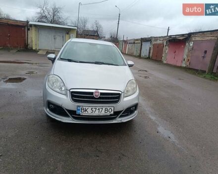 Серый Фиат Линеа, объемом двигателя 1.37 л и пробегом 180 тыс. км за 490 $, фото 2 на Automoto.ua