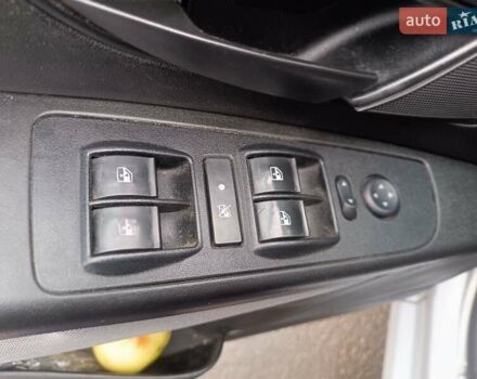 Серый Фиат Линеа, объемом двигателя 1.37 л и пробегом 180 тыс. км за 490 $, фото 25 на Automoto.ua