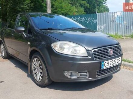 Фиат Линеа 2008 в Киеве на Automoto.ua Серый Фиат Линеа, объемом двигателя 1.4 л и пробегом 211 тыс. км за 5300 $, фото 1 на Automoto.ua