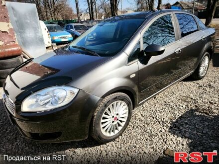 Серый Фиат Линеа, объемом двигателя 1.4 л и пробегом 255 тыс. км за 3450 $, фото 1 на Automoto.ua