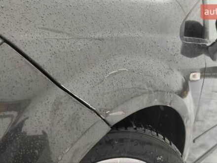 Серый Фиат Линеа, объемом двигателя 1.37 л и пробегом 124 тыс. км за 4550 $, фото 1 на Automoto.ua