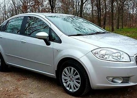 Серый Фиат Линеа, объемом двигателя 1.3 л и пробегом 53 тыс. км за 7700 $, фото 1 на Automoto.ua