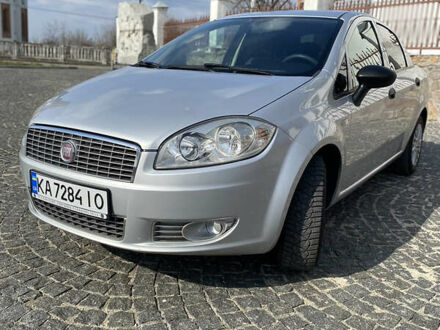 Фиат Линеа 2012 в Белой Церкве на Automoto.ua Серый Фиат Линеа, объемом двигателя 1.4 л и пробегом 139 тыс. км за 5700 $, фото 1 на Automoto.ua