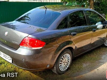 Серый Фиат Линеа, объемом двигателя 1.4 л и пробегом 146 тыс. км за 5500 $, фото 1 на Automoto.ua