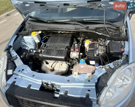 Фіат Лінеа 2007 у Харкові на Automoto.ua Синій Фіат Лінеа, об'ємом двигуна 1.37 л та пробігом 170 тис. км за 4100 $, фото 14 на Automoto.ua