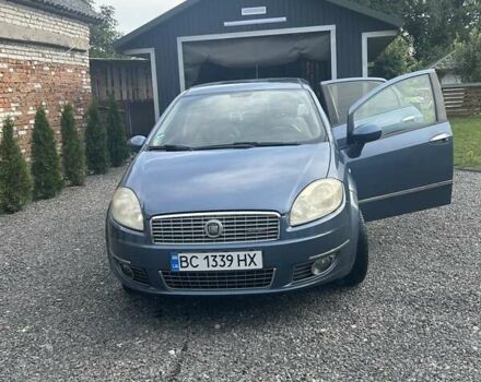 Фиат Линеа 2008 в Львове на Automoto.ua Синий Фиат Линеа, объемом двигателя 1.25 л и пробегом 215 тыс. км за 5100 $, фото 9 на Automoto.ua