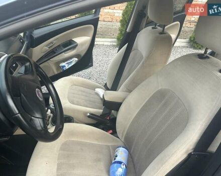 Фиат Линеа 2008 в Львове на Automoto.ua Синий Фиат Линеа, объемом двигателя 1.25 л и пробегом 215 тыс. км за 5100 $, фото 19 на Automoto.ua