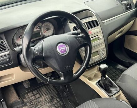 Синій Фіат Лінеа, об'ємом двигуна 1.3 л та пробігом 227 тис. км за 4799 $, фото 2 на Automoto.ua