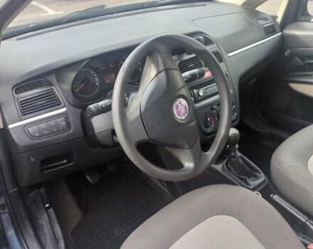 Синий Фиат Линеа, объемом двигателя 1.37 л и пробегом 205 тыс. км за 3200 $, фото 13 на Automoto.ua