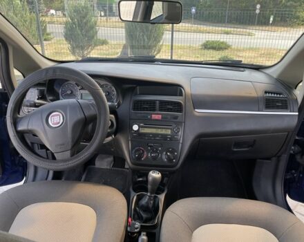 Синий Фиат Линеа, объемом двигателя 1.6 л и пробегом 102 тыс. км за 5000 $, фото 7 на Automoto.ua