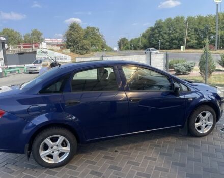 Синий Фиат Линеа, объемом двигателя 1.6 л и пробегом 102 тыс. км за 5000 $, фото 4 на Automoto.ua