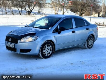 Синий Фиат Линеа, объемом двигателя 1.4 л и пробегом 1750 тыс. км за 4100 $, фото 1 на Automoto.ua