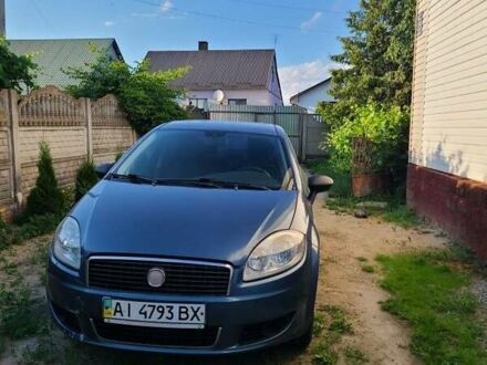 Фіат Лінеа 2007 у Рівному на Automoto.ua Синій Фіат Лінеа, об'ємом двигуна 1.4 л та пробігом 310 тис. км за 4300 $, фото 1 на Automoto.ua