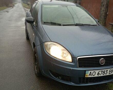 Синий Фиат Линеа, объемом двигателя 1.25 л и пробегом 212 тыс. км за 3000 $, фото 1 на Automoto.ua