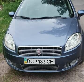 Синий Фиат Линеа, объемом двигателя 1.4 л и пробегом 123 тыс. км за 4800 $, фото 1 на Automoto.ua
