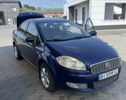 Синий Фиат Линеа, объемом двигателя 1.6 л и пробегом 102 тыс. км за 5000 $, фото 1 на Automoto.ua