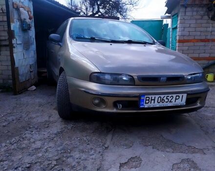 Бежевый Фиат Мареа, объемом двигателя 1.6 л и пробегом 295 тыс. км за 1500 $, фото 1 на Automoto.ua