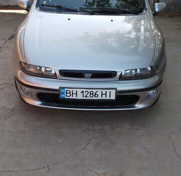 Серый Фиат Мареа, объемом двигателя 1.6 л и пробегом 83 тыс. км за 4500 $, фото 1 на Automoto.ua