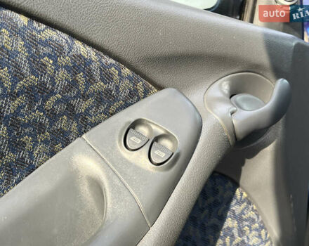 Синий Фиат Мареа, объемом двигателя 1.58 л и пробегом 154 тыс. км за 1600 $, фото 4 на Automoto.ua