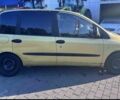 Желтый Фиат Мультипла, объемом двигателя 2 л и пробегом 255 тыс. км за 1550 $, фото 2 на Automoto.ua