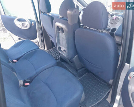 Сірий Фіат Мультіпла, об'ємом двигуна 1.6 л та пробігом 123 тис. км за 1900 $, фото 10 на Automoto.ua