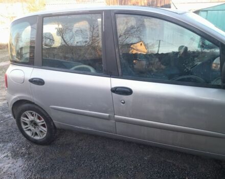 Сірий Фіат Мультіпла, об'ємом двигуна 1.6 л та пробігом 123 тис. км за 1900 $, фото 5 на Automoto.ua