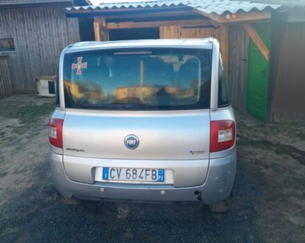 Серый Фиат Мультипла, объемом двигателя 1.4 л и пробегом 123 тыс. км за 1900 $, фото 1 на Automoto.ua