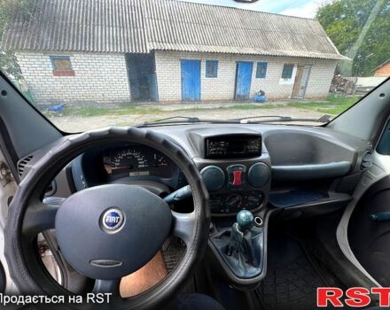 Белый Фиат Добло, объемом двигателя 1.9 л и пробегом 265 тыс. км за 3100 $, фото 7 на Automoto.ua