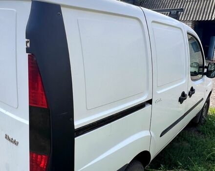 Белый Фиат Добло, объемом двигателя 1.9 л и пробегом 265 тыс. км за 3100 $, фото 2 на Automoto.ua