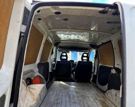 Белый Фиат Добло, объемом двигателя 1.9 л и пробегом 265 тыс. км за 3100 $, фото 6 на Automoto.ua