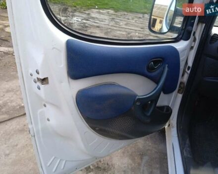 Белый Фиат Добло, объемом двигателя 1.9 л и пробегом 99 тыс. км за 3100 $, фото 3 на Automoto.ua