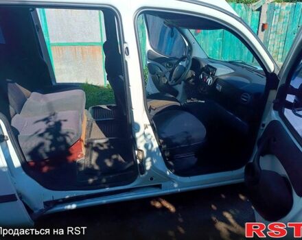 Білий Фіат Добло, об'ємом двигуна 1.6 л та пробігом 200 тис. км за 3500 $, фото 2 на Automoto.ua