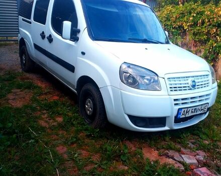 Білий Фіат Добло, об'ємом двигуна 1.4 л та пробігом 207 тис. км за 4500 $, фото 1 на Automoto.ua