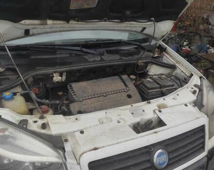 Білий Фіат Добло, об'ємом двигуна 1.3 л та пробігом 325 тис. км за 2500 $, фото 13 на Automoto.ua