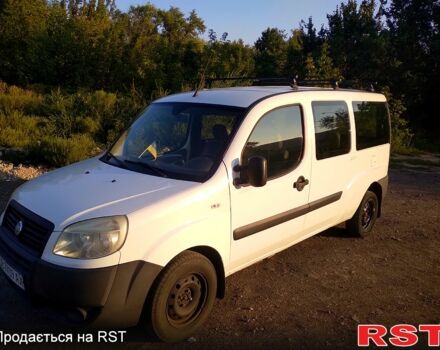 Фиат Добло 2006 в Чернигове на Automoto.ua Белый Фиат Добло, объемом двигателя 1.2 л и пробегом 0 тыс. км за 3700 $, фото 5 на Automoto.ua