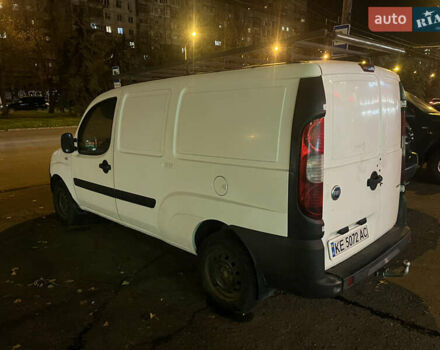 Белый Фиат Добло, объемом двигателя 1.91 л и пробегом 200 тыс. км за 3300 $, фото 6 на Automoto.ua