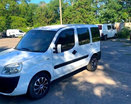 Білий Фіат Добло, об'ємом двигуна 1.3 л та пробігом 318 тис. км за 4500 $, фото 1 на Automoto.ua