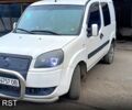 Белый Фиат Добло, объемом двигателя 1.2 л и пробегом 308 тыс. км за 3700 $, фото 1 на Automoto.ua