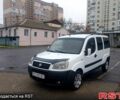 Белый Фиат Добло, объемом двигателя 1.9 л и пробегом 216 тыс. км за 5000 $, фото 1 на Automoto.ua