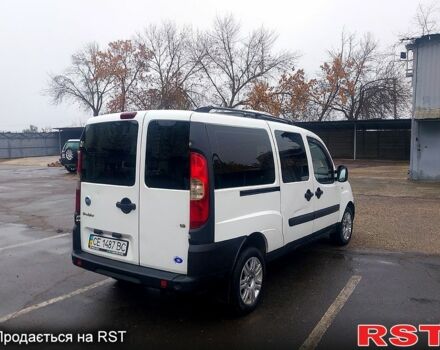 Белый Фиат Добло, объемом двигателя 1.9 л и пробегом 216 тыс. км за 5000 $, фото 6 на Automoto.ua