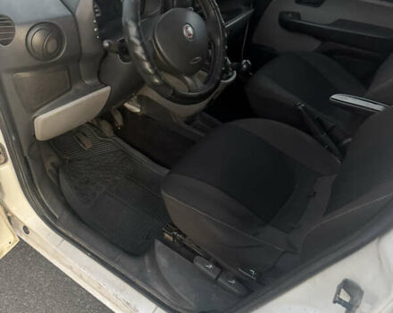 Білий Фіат Добло, об'ємом двигуна 1.9 л та пробігом 280 тис. км за 3800 $, фото 13 на Automoto.ua