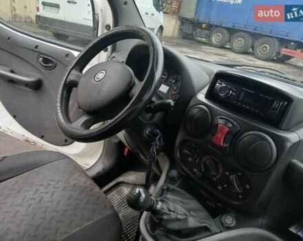 Белый Фиат Добло, объемом двигателя 1.37 л и пробегом 320 тыс. км за 3000 $, фото 7 на Automoto.ua
