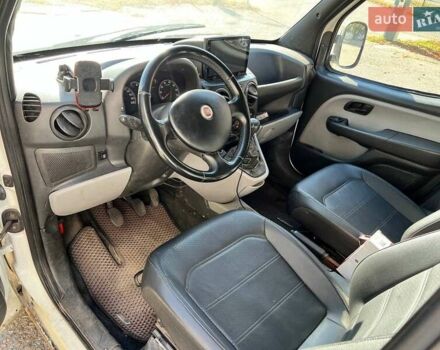 Белый Фиат Добло, объемом двигателя 1.4 л и пробегом 280 тыс. км за 3300 $, фото 14 на Automoto.ua