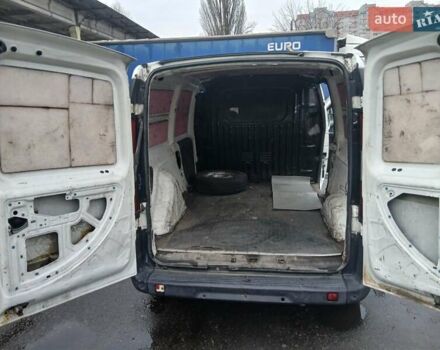 Белый Фиат Добло, объемом двигателя 1.37 л и пробегом 320 тыс. км за 3000 $, фото 4 на Automoto.ua