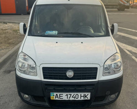 Белый Фиат Добло, объемом двигателя 1.9 л и пробегом 280 тыс. км за 3800 $, фото 1 на Automoto.ua